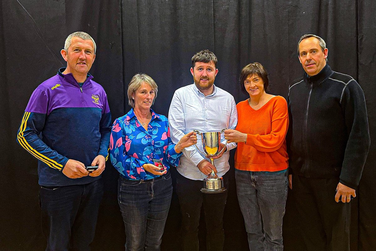💙💛 Senior Scór Trath Na gCeist 💙💛

Congratulations to Newport GAA who took home the Trath Na gCeist trophy last night and advance straight to the Munster Final in two weeks time. 

They narrowly saw off Sean Treacy’s and Moyne Templetuohy to take the spoils 

<a href="/TipperaryGAA/">Tipperary GAA</a>
