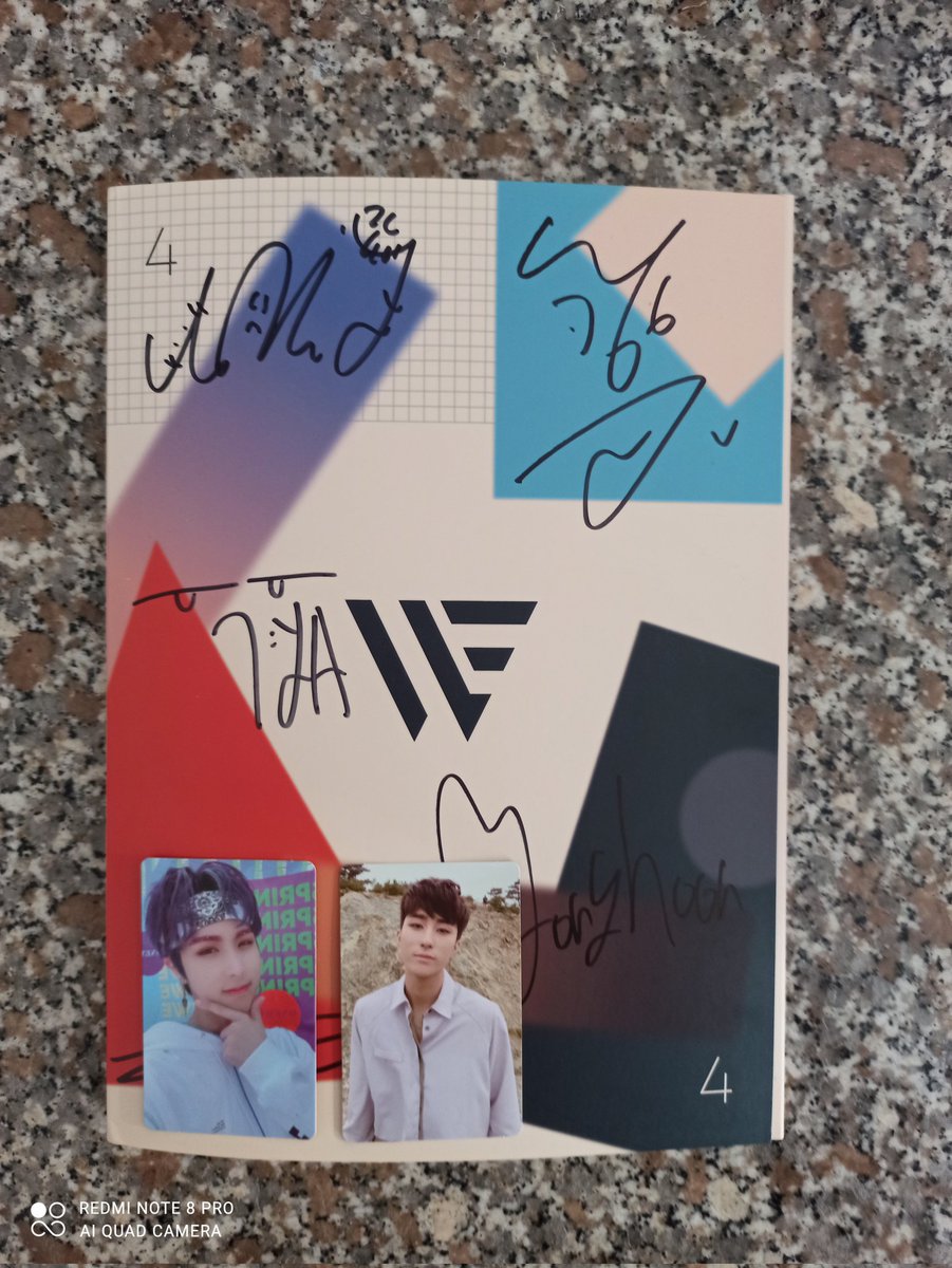 softbink's tweet image. Vendo!!! Album firmato OneWe 🥰
Per info chat!!!