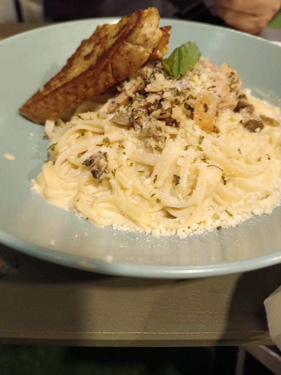 PixieDg's tweet photo. Tuna Carbonara of #CalleCafe https://t.co/nexjinSooy