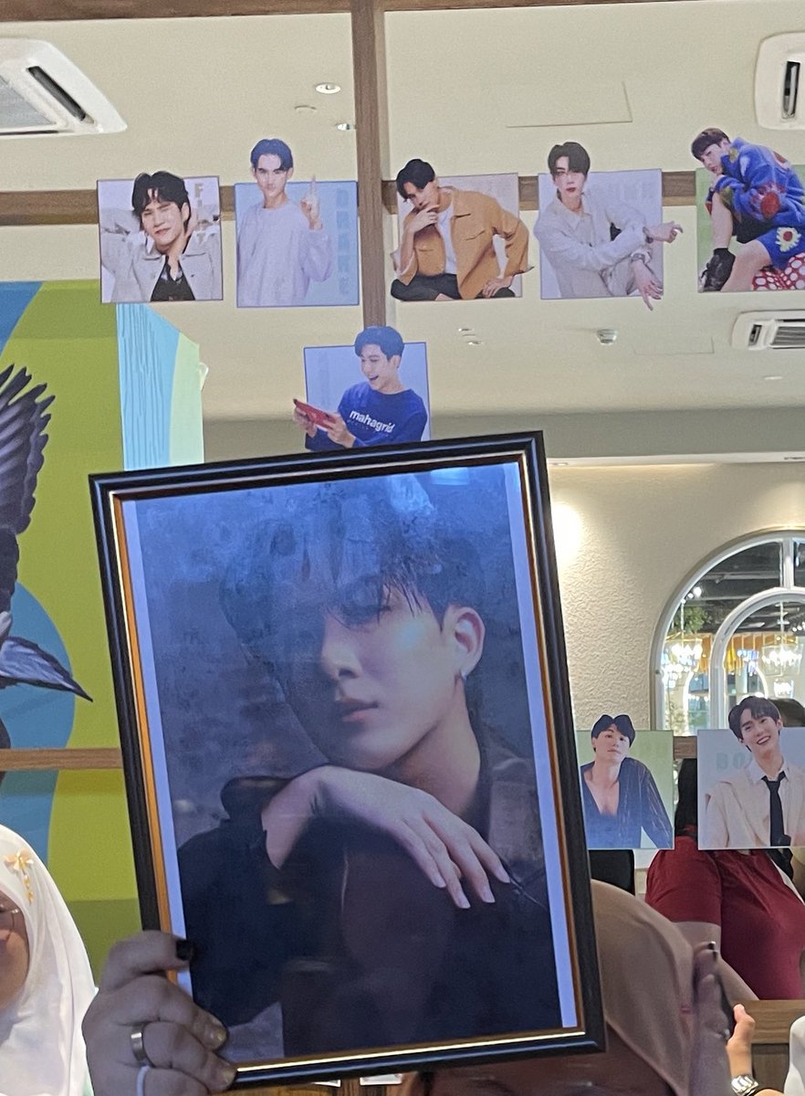 szkra87's tweet photo. Also the thing that i want but don’t need but not lucky enough to get it~ #khaotungthanawat #princeofoctober https://t.co/V1pX3smE1M