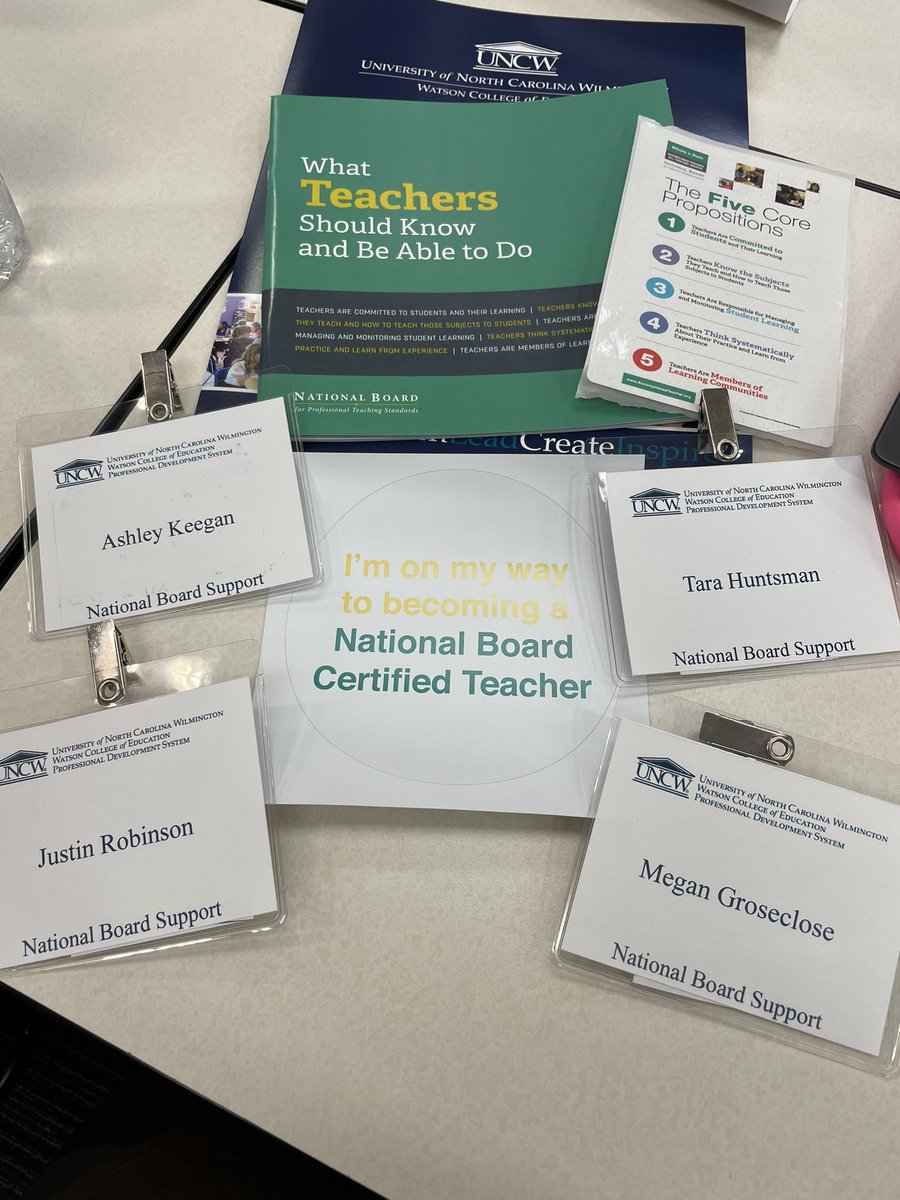 MissKeeganin5th's tweet photo. We’re on our way to becoming National Board Certified! #lifelonglearners 🛣️ 🎉 @HuntsmanT08 @GrosecloseMeg https://t.co/teiIxYKkYt