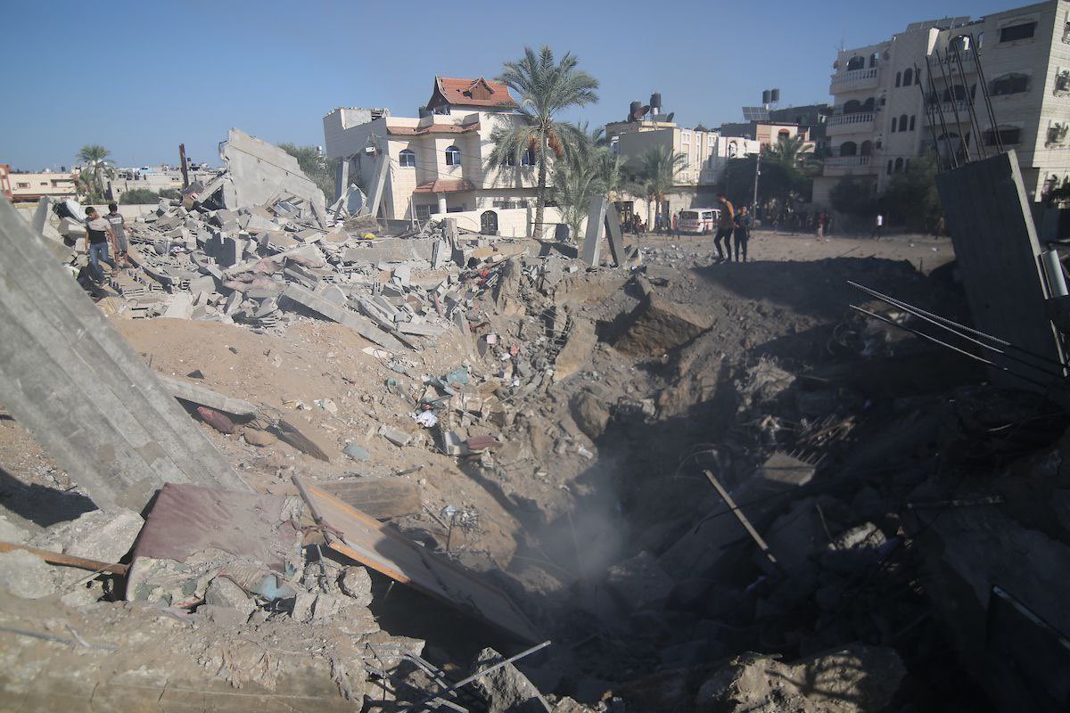 Timesofgaza's tweet photo. About 90% of the lsraeli bombing targets residential areas that are densely populated. https://t.co/LXI50gkbgq