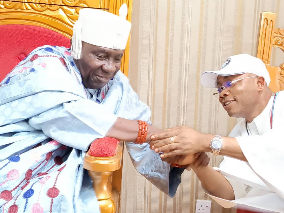 CMT_Kogi's tweet image. “As for Kabba, Your Excellency, our case is simply. We are not ungrateful people. You fulfilled your promise of giving us a University. I can assure that the people of #Kabba are with you on Ododo’s mandate.”

The Obaro of Kabba, His Royal Majesty, Oba Solomon D. Owoniyi
#OAU2023