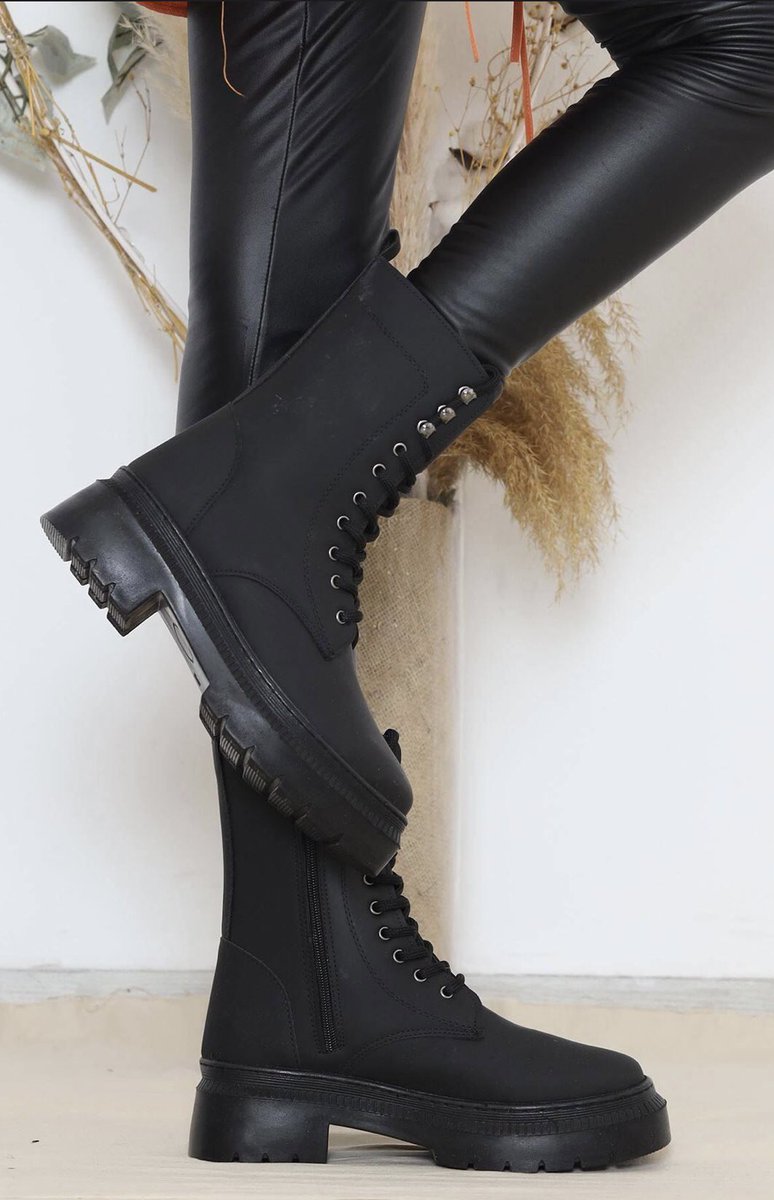 ✅Fermuarlı postal bot bej ve siyah deri 
Beden : Bej rengi: 37-38-39 siyah:36-37
Kalıp :normal 
Topuk :4 cm 
Fiyatı: 695,30₺
✅Ürünü  sipariş vermek için tıkla ⬇️
enuygunhersey.com/category/bot-c…
📌Diğer ürünlere ulaşmak için mağazamızı ziyaret edin 
🌐enuygunhersey.com
#bot