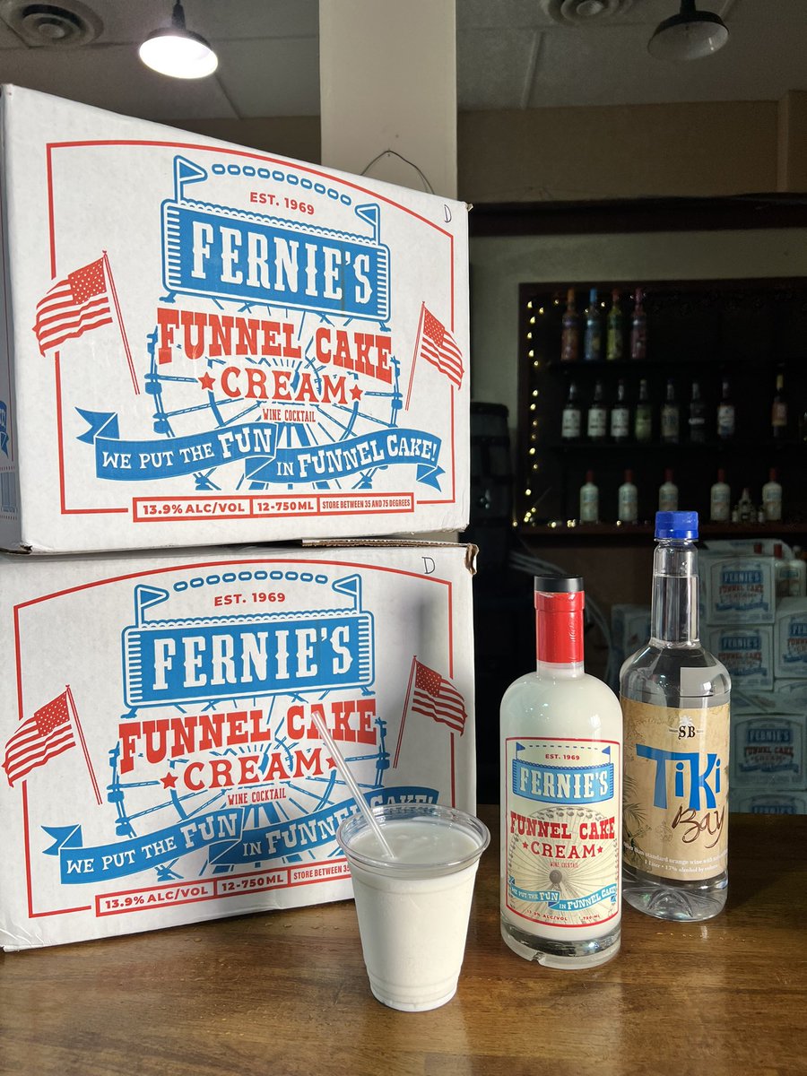 Introducing FERNIE IN PARADISE 🍹 
Frozen Piña Colada, wine based Tiki Bay Rum &amp; #FerniesFunnelCakeCream Cocktail!