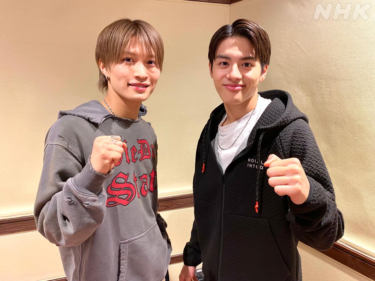nhk_radirer's tweet photo. 💙💜💙💜💙💜💙💜💙💜

 今夜は #なすかな らじらー！

💙💜💙💜💙💜💙💜💙💜

ギャグとツッコミに大苦戦した
#那須雄登 くんと #金指一世 くん…。

那須くんは口を隠して必死に笑いを
こらえていました😂

#nhkらじらー https://t.co/etsDIehC5W