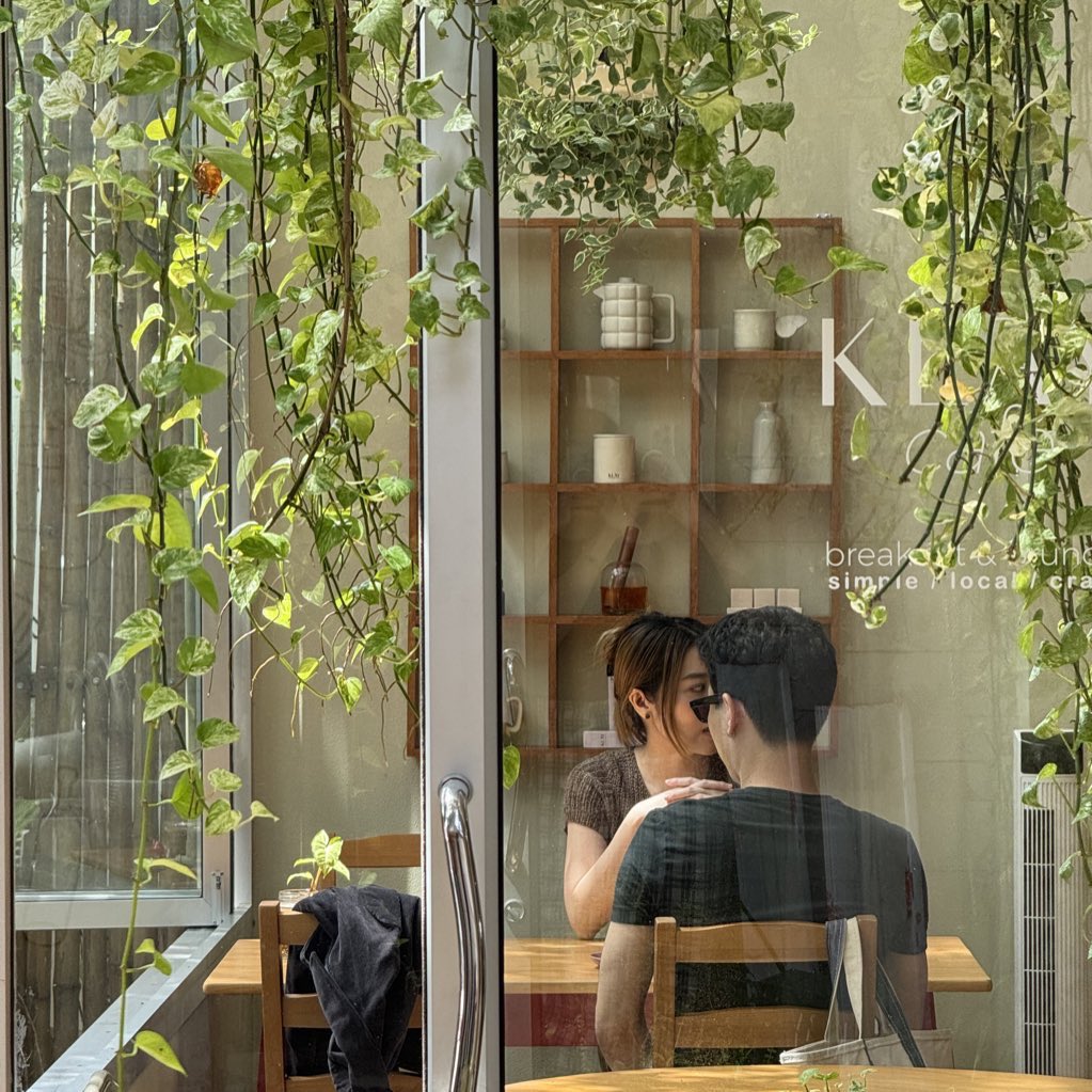 wartcha's tweet photo. มาเชียงใหม่กี่ทีก็ฮีลใจสุดๆกับร้านนี้ klay cafe เป็นบรันช์ดีๆกลางนิมมานซอย 5 เทสดี แสงดี ถ่ายรูป นั่งชิล ครบสุดๆ ไวบ์ดีมาก @aroii @reviewchiangmai #อร่อยบอกต่อ #รีวิวคาเฟ่ #รีวิวเชียงใหม่ #reviewchiangmai #คาเฟ่เชียงใหม่ #ทีมมช https://t.co/NPf48gYrp4