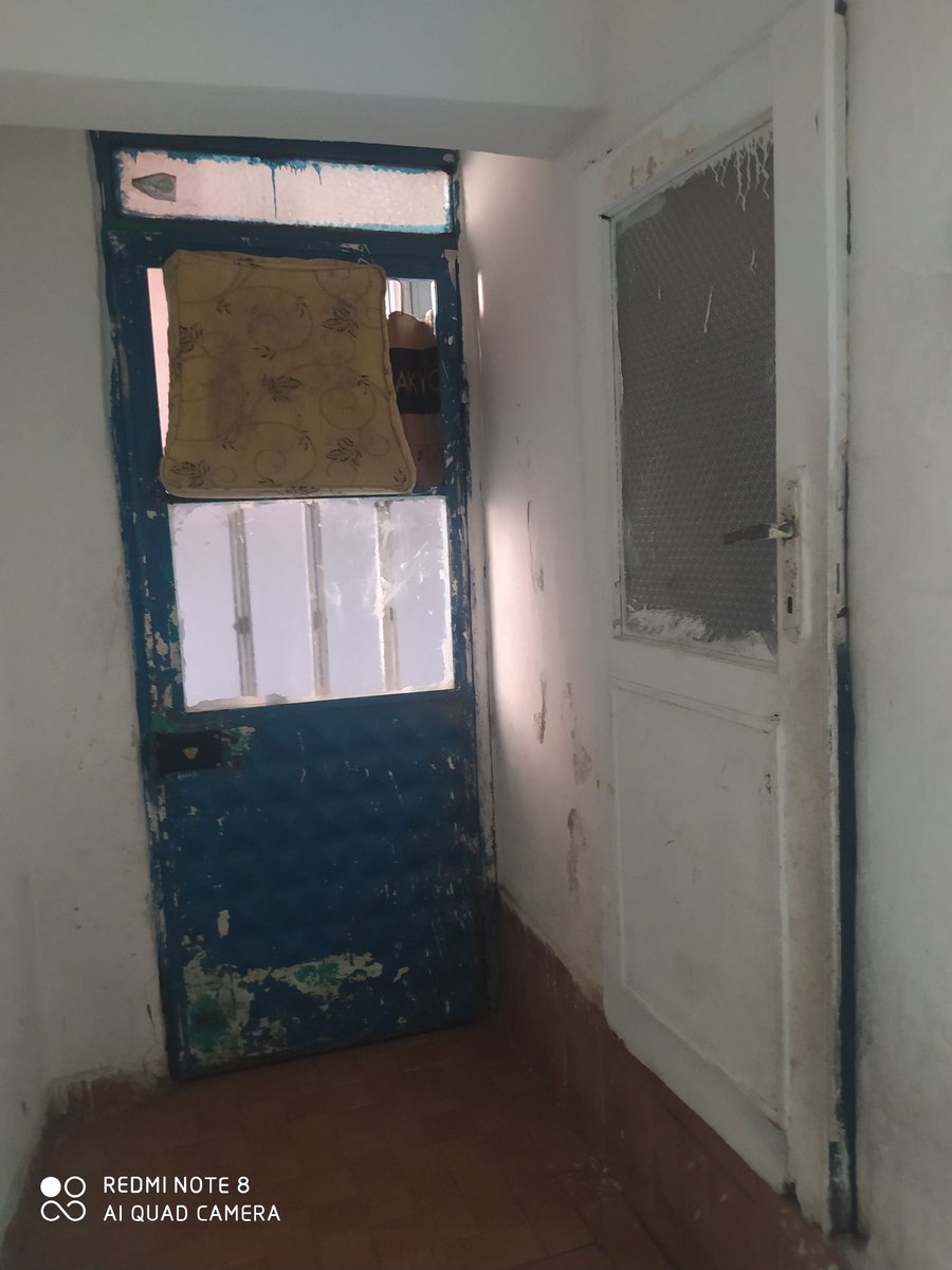 #IsraelTerrorists hayırlı akşamlar 3 tane çocuğum var eşim plastik topluyor evimizi yiyecek hiçbir şeyim yok çocuklarımın ihtiyaçlarını alamıyorum 2 aylık bebeğimin bezini mamasını anlamıyorum ne olur yardım edin bir aylık kiram geçti ödeyemedim Allah rızası için sesini duyun