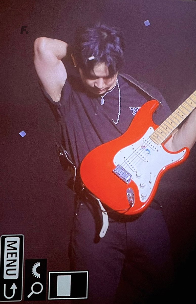 fyear_'s tweet photo. 231014 🎸

 #비투비 #BTOB #임현식 https://t.co/NoOE1DNStc
