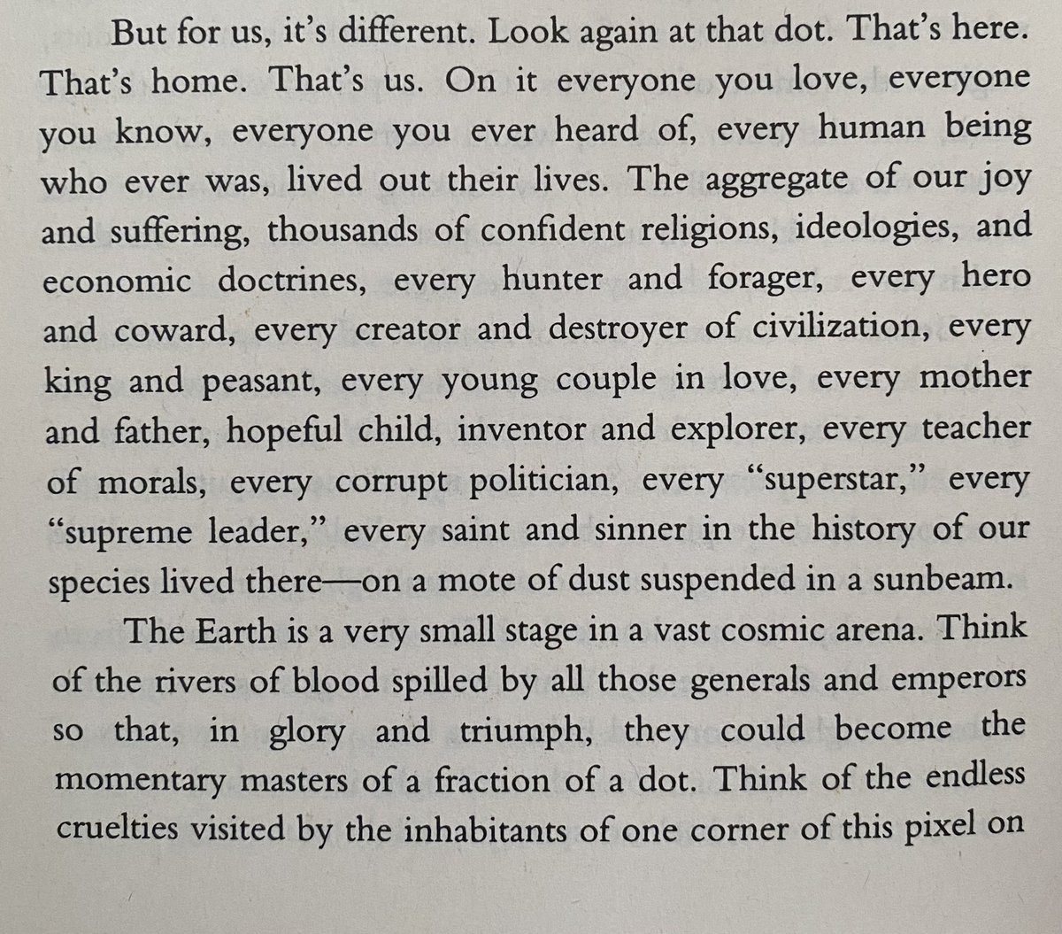 Thibuch's tweet photo. Pale Blue Dot 🌍☮️ https://t.co/vDoO8SGt2A