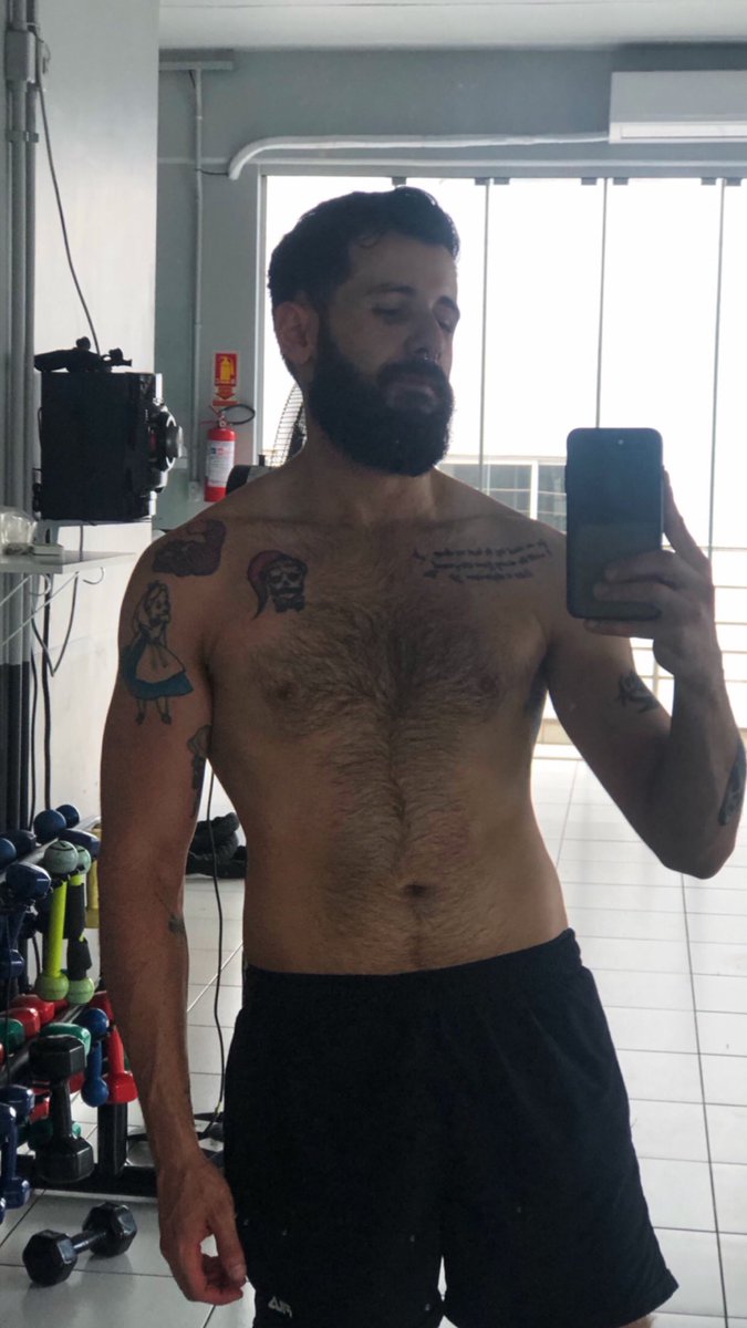 santa no soy (@1b0rges) on Twitter photo 