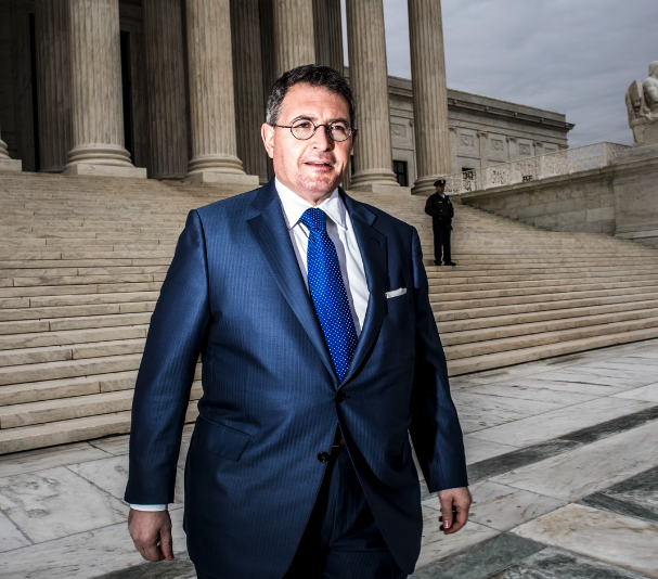 1/ I have a BIG new story to share with you. It’s about LEONARD LEO, the man who’s been called the “hidden architect” of the Supreme Court’s conservative majority. Our investigation goes deeper, and reveals more, than any story about Leo. It's 🧵 time…