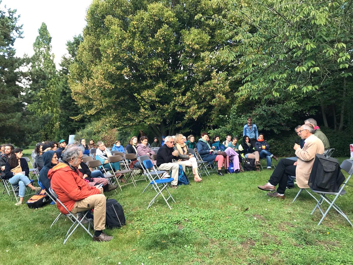 Rdv aux Soulèvements de l'Air aujourd'hui au parc Jean Jaurès à Faches-Thumesnil! ✈️🚫

🗣 Venez discuter à notre stand et apprendre comment vous pouvez vous mobiliser pour stopper ce projet insensé ! Toute l'après-midi : jeux, musique, petite restauration🍻🎺

On vous attend!☀️