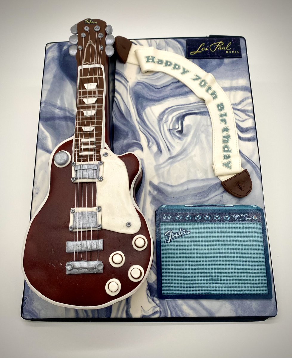 It’s not often that I get asked to replicate a favourite guitar from cake, but when I do it’s a blast! 1.5kg of chocolate and a 20 inch cake drum later, here’s the finished result!
#guitarcake #lespaul #birthdaycake #shoplocal
#gibsonguitars