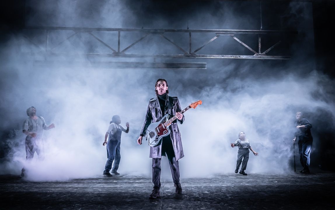 Grand_Theatre's tweet photo. ⭐⭐⭐⭐⭐ "DYNAMIC and utterly mesmerising" (East Midlands Theatre) 

The Real and Imagined History of The Elephant Man comes to Blackpool Grand NEXT WEEK for ONE WEEK ONLY! If you think you know the story of The Elephant Man – think again. 

BOOK NOW! https://t.co/vQlBSKcvpA https://t.co/b1PV8v0xtO