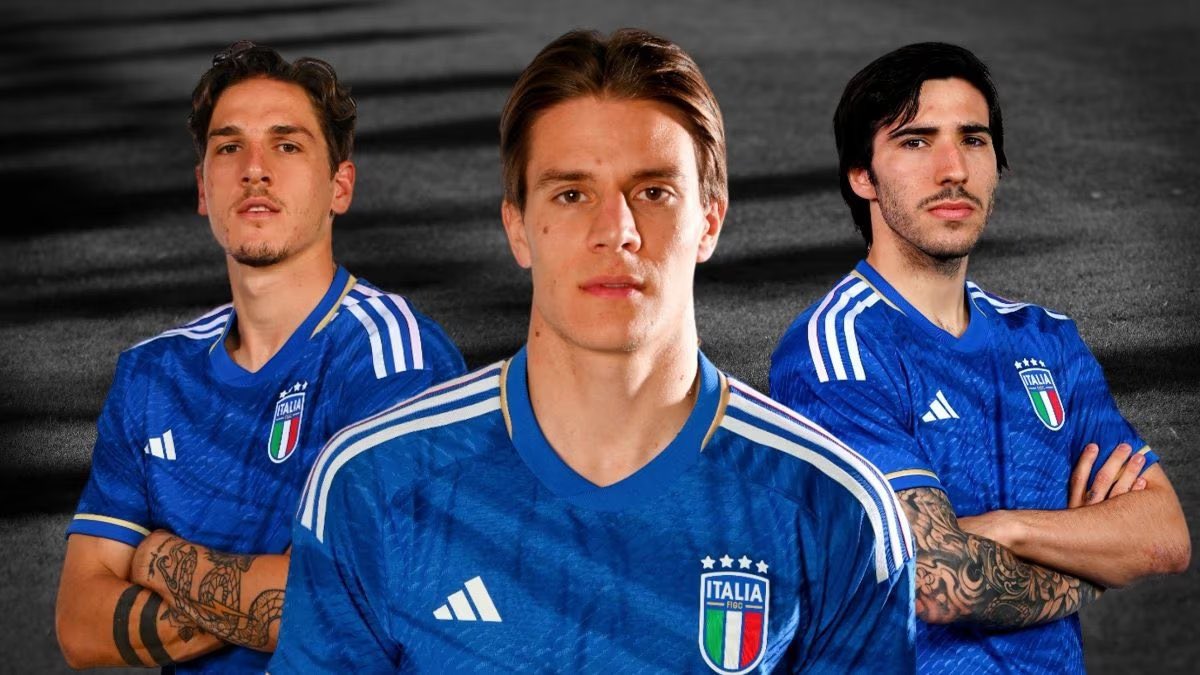 vintagefutbol__'s tweet photo. 🇮🇹 Nicolò Fagioli apostó más 1 millón de EUROS en pocos meses e involucró a sus compañeros futbolistas, Tonali y Zaniolo, conectándolos con agentes de apuestas.

➡️ Utilizaron sitios web ilegales que operaban en paralelo al mercado

Vía: Repubblica. https://t.co/SxS8jFjGsJ