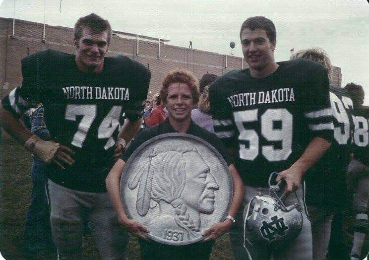 JRoadsreal's tweet photo. Sioux Bison today!!! UND wearing throwback 701 helmets, so let's throw it back to the days of the Nickel Trophy
#GoUND #LetsGoSioux #NDSUcks #UNDvNDSU #NickelTrophy https://t.co/6yp6TsnkNj