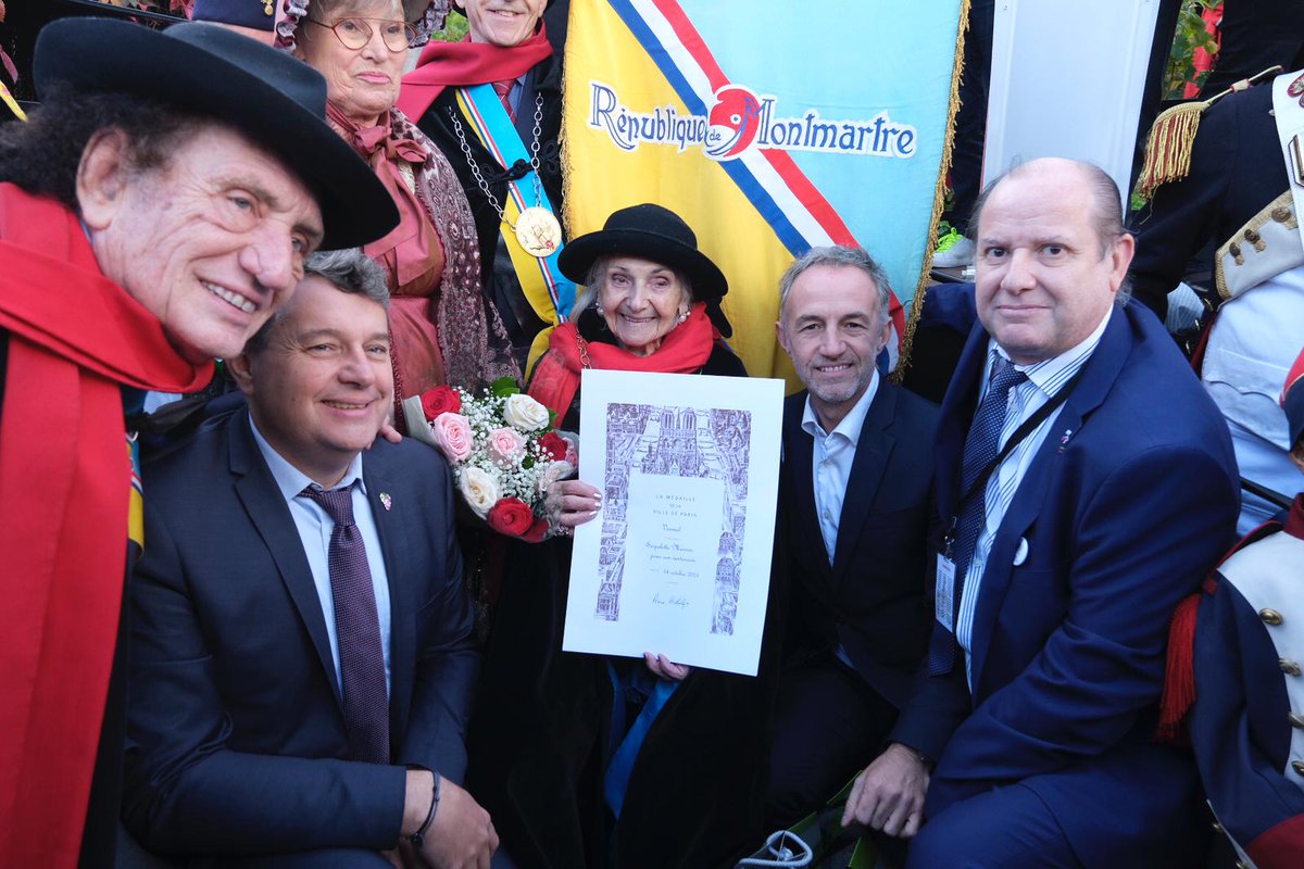 Dans les vignes de Montmartre ce matin avec les nombreuses confréries pour le traditionnel ban des Vendanges. 
Un rendez-vous qui depuis 90 ans est au coeur de la <a href="/FDVMontmartre/">Fête des Vendanges de Montmartre</a> et qui nous a permis ce matin de célébrer les 100 ans de Serpolette Maurin, une figure du 18e !