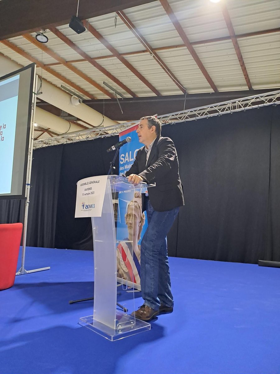 VeroPouzadoux's tweet photo. L occasion d inviter Jerome Fourquet lors de notre AG pour une présentation éclairée des métamorphoses françaises et d interroger l impact de nos décisions. Important de donner des clés de lecture à nos maires. #adm03 @PresidentAmf https://t.co/Bsz7YChJLh