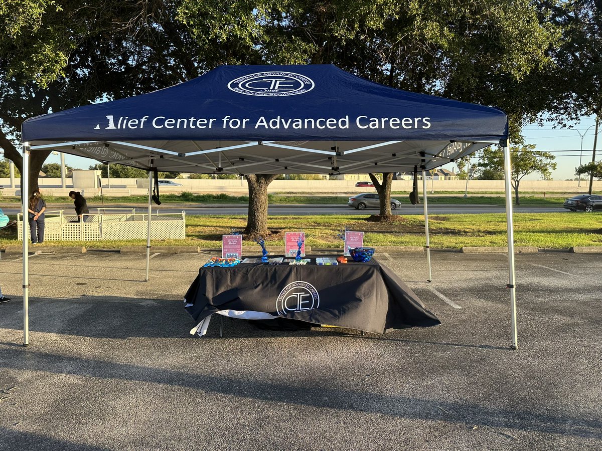 Alief_Career's tweet photo. @AliefISD @AliefWellness #aliefcte @AliefVetScience @AliefFfa #aliefproud   Please show your love and support by liking and retweeting 💙☺️ https://t.co/JQAR5N7ZrC