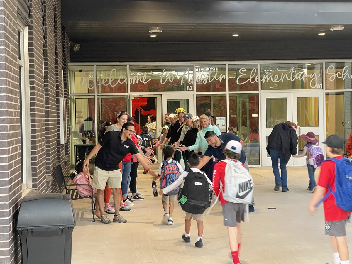 Thank you to our incredible PTO for all that they do for our school! We had a great turnout at this month’s meeting and encourage anyone interested to join this amazing organization!