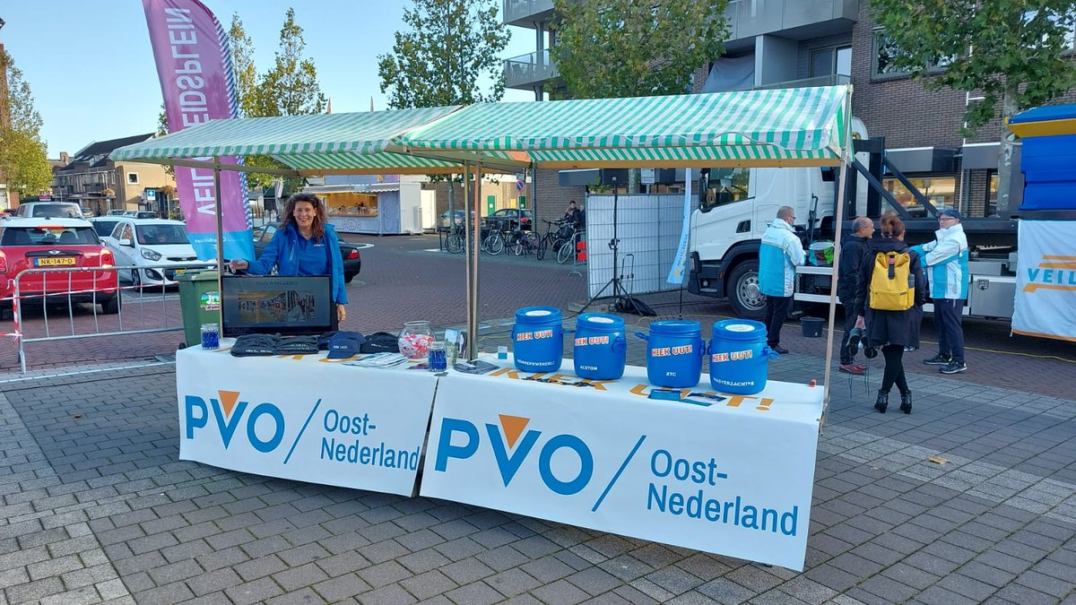 KIEKUUT_PVO's tweet photo. .#KIEKUUT, live vanaf het Veiligheidsplein in @gem_Overbetuwe PVO Oost-Nederland met geurtonnen #Aceton, #Hennep, #Wasverzachter en #XTC: https://t.co/23f9Qz6XEb https://t.co/3Pwtlz5EvG