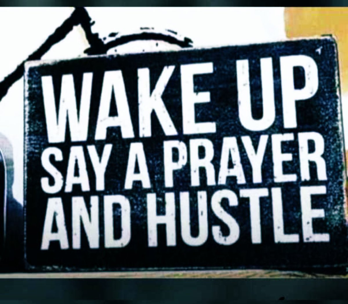 dhot_wan's tweet photo. Wake up say a prayer and hustle ✊🏻✊🏻 https://t.co/0z0h46WWNL