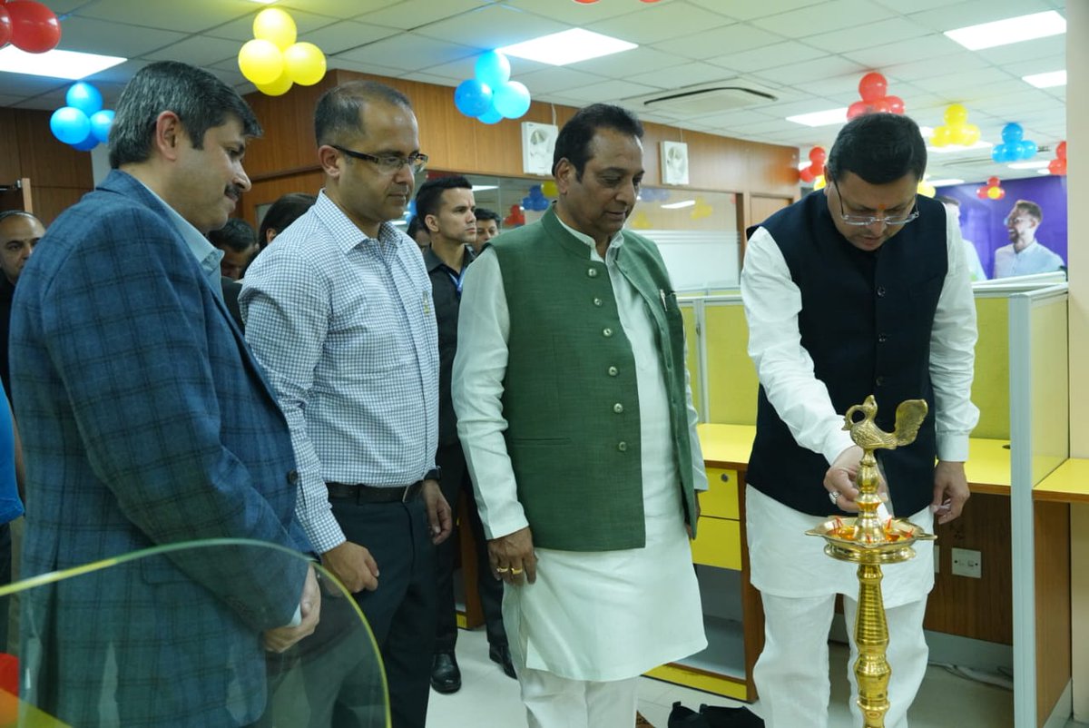 ukcmo's tweet photo. मुख्यमंत्री श्री @pushkardhami ने आज देहरादून में हेक्सावेयर टेक्नोलॉजी के स्थानीय कार्यालय का शुभारंभ किया। उन्होंने आशा व्यक्त की कि जिस उद्देश्य को लेकर इस कार्यालय का शुभारंभ किया गया है, उस उद्देश्य में हेक्सावेयर टेक्नोलॉजी अवश्य सफल होगी। https://t.co/wnpcmAKVfB
