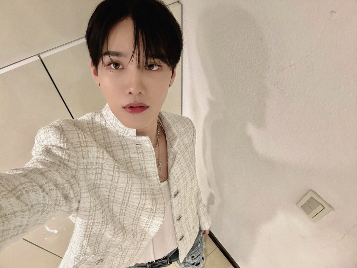 CIX_twt's tweet photo. 20231014 👍

#CIX #FIX #승훈 #김승훈 #내편들 #내뽀뽀들 #KIMSEUNGHUN #SEUNGHUN #スンフン https://t.co/003yIEwj1w
