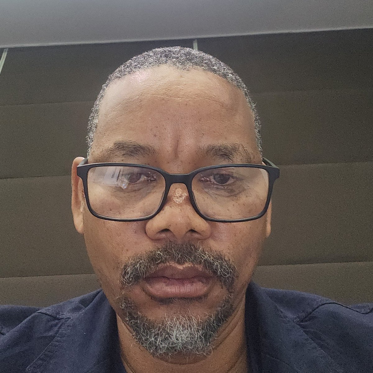 lentswe1's tweet photo. #NewProfilePic https://t.co/UuHvbu2VKc