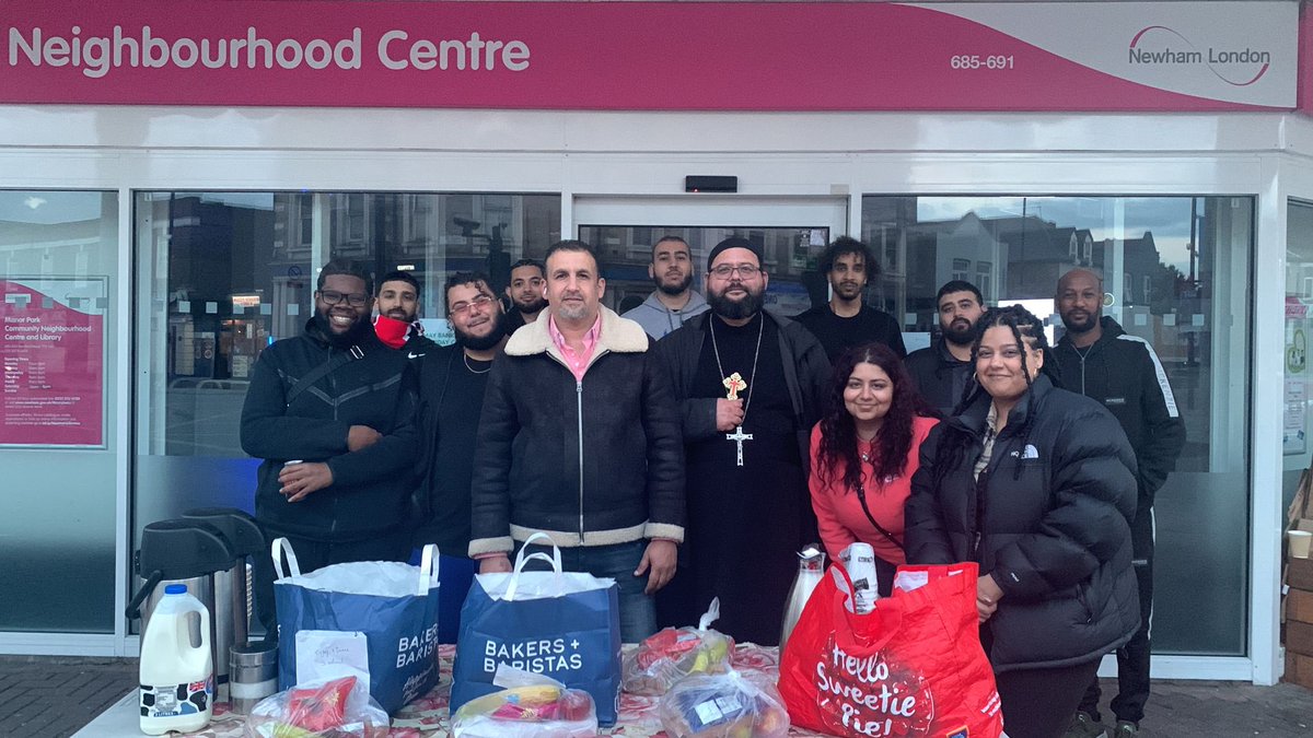 Join us every Monday at 8pm for the St.Nicholas Homeless Service, where we extend a helping hand to those in need. Together, we make a difference in our community. Thank you to our wonderful volunteers. #StNicolasHomelessService #CommunitySupport #StMaryStGeorge