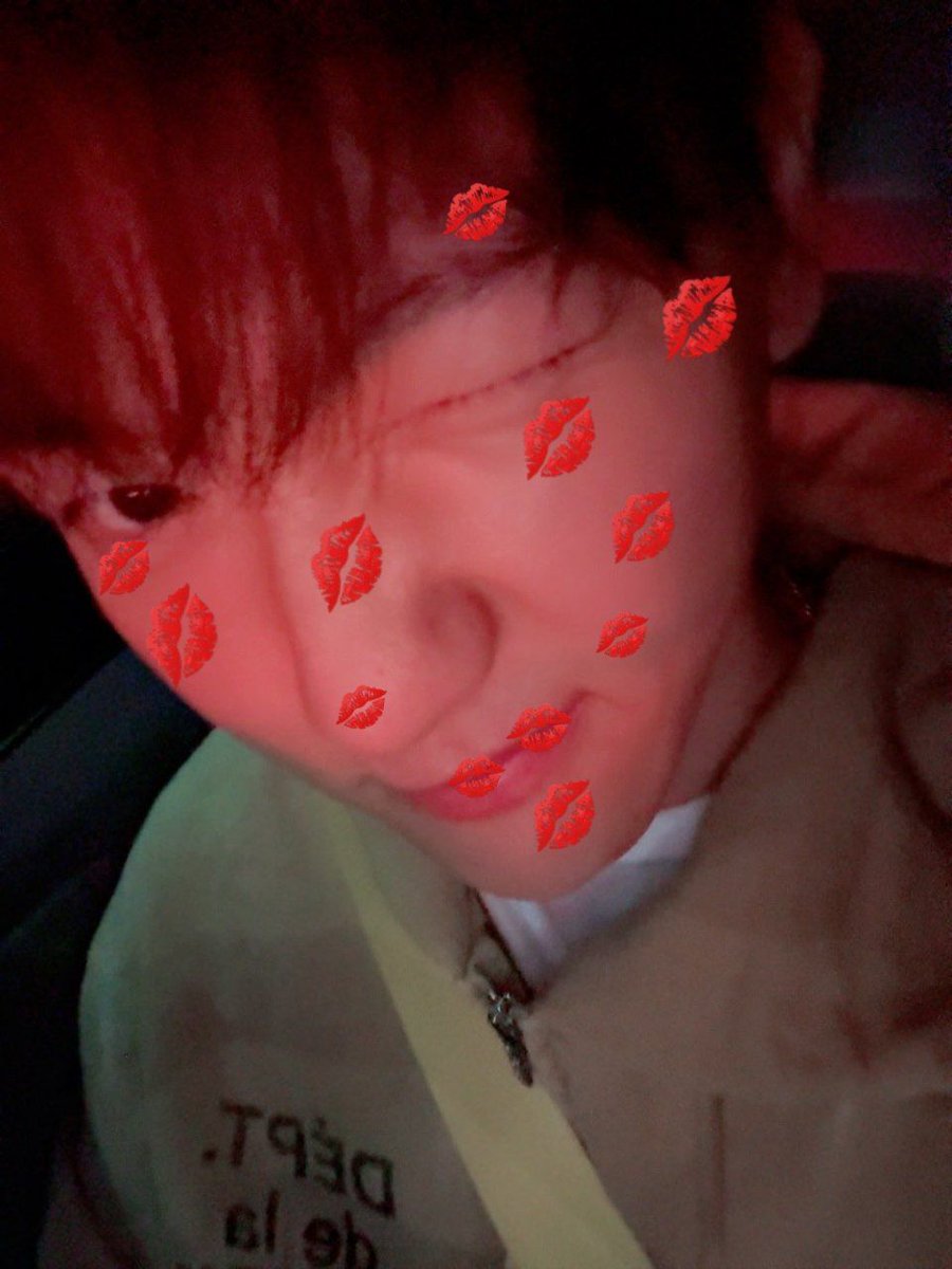 strawbaekie_4's tweet photo. کاری که دوست دارم با صورتش بکنم😭 https://t.co/3GyQApSF7a