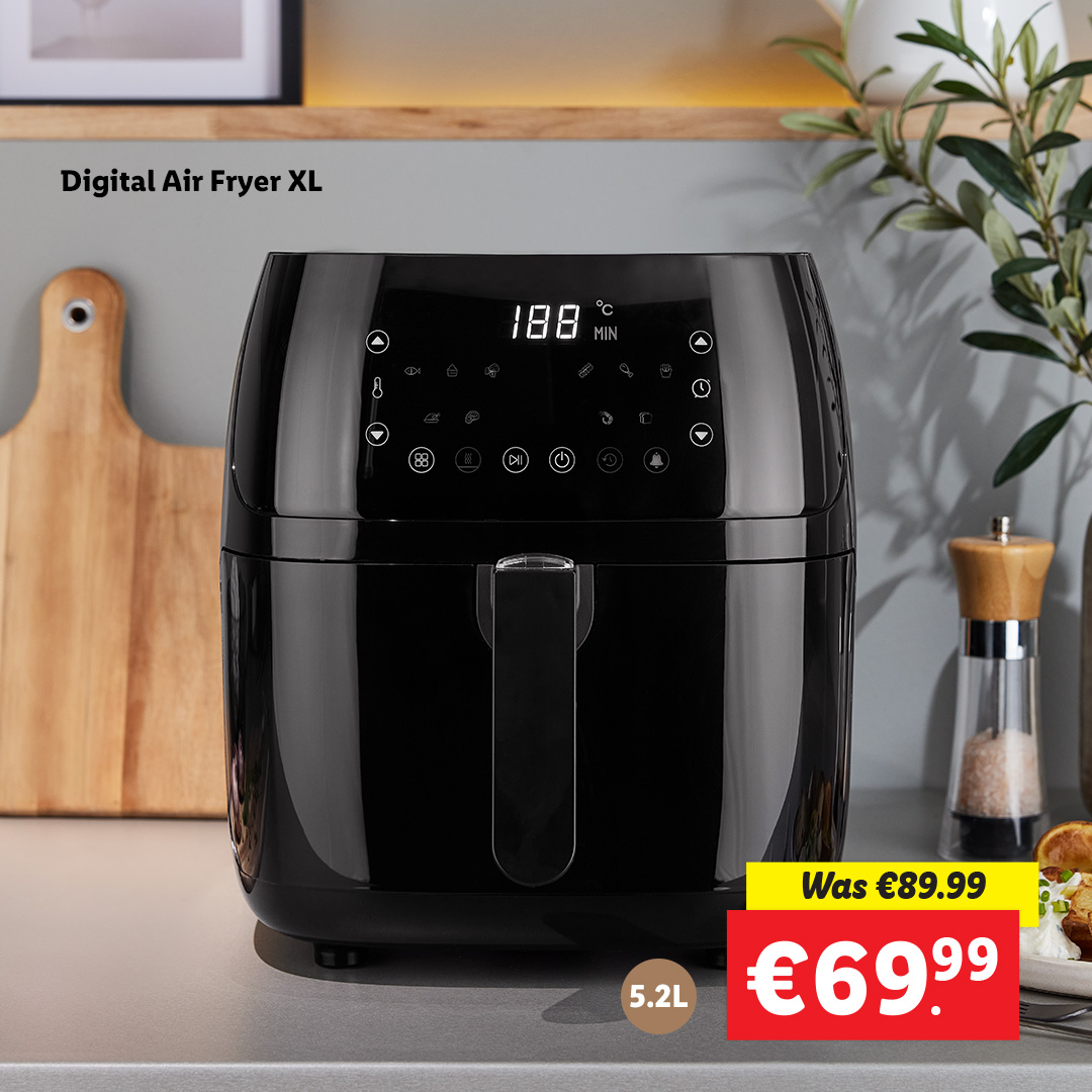 lidl_ireland's tweet photo. What's everyone snacking on for the Ireland Rugby match later?
We'd recommend getting our Silvercrest Digital Air Fryer on sale today for only โฌ69.99 and cooking up some tasty freezer bits๐คทโโ๏ธ#GoOnIreland https://t.co/Ci9zYc6cQe