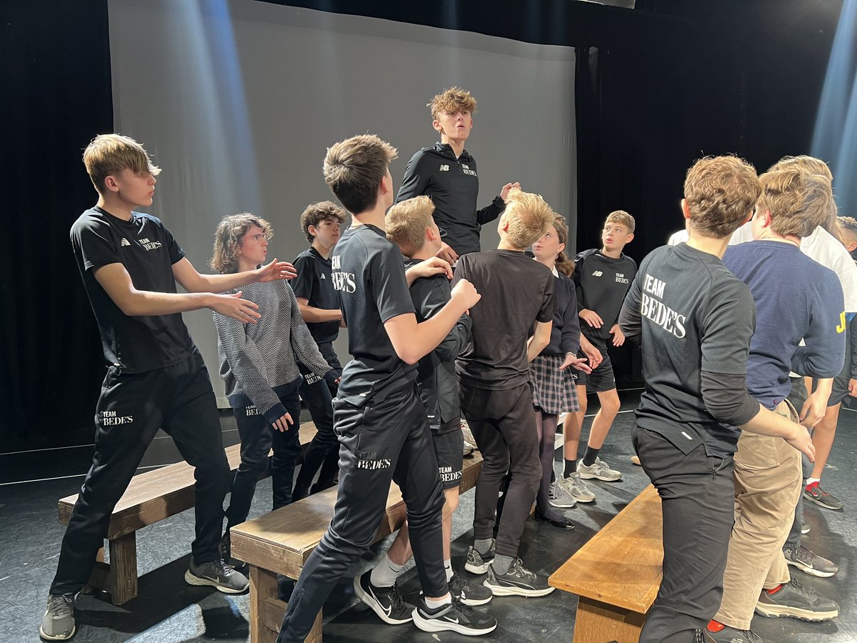 BedesPArts's tweet photo. Coming to visit us this open day? If so, you’ll be treated to some quality reheasing! Come and visit us to find out more about our Drama, Dance, Music, Music Tech and Production Arts A Level offerings! https://t.co/cWynks7UKg