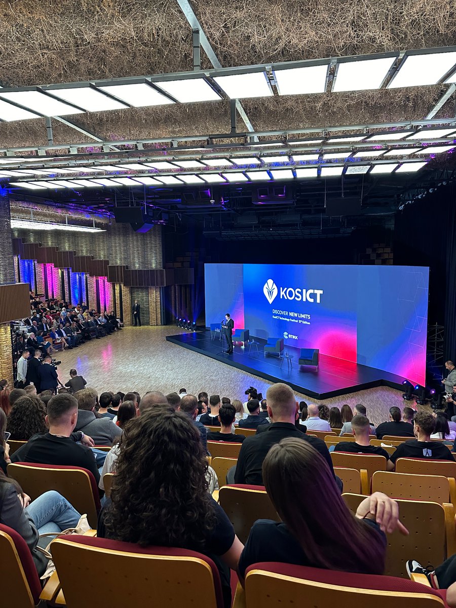 axhiElban's tweet image. Ne #KosICT @albinkurti ke njeri me rrogen ma te vogel.