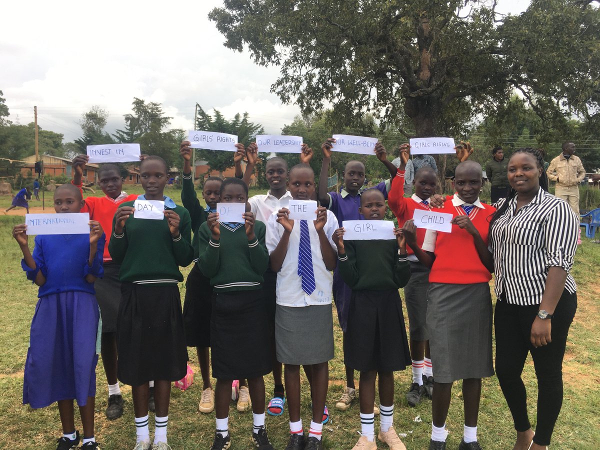MentorsTrack's tweet photo. We celebrated #InternationalDayOfTheGirl on 11th at Cheptonon Secondary School and it was super amazing. #GirlsRising https://t.co/CwoSG4HsHn