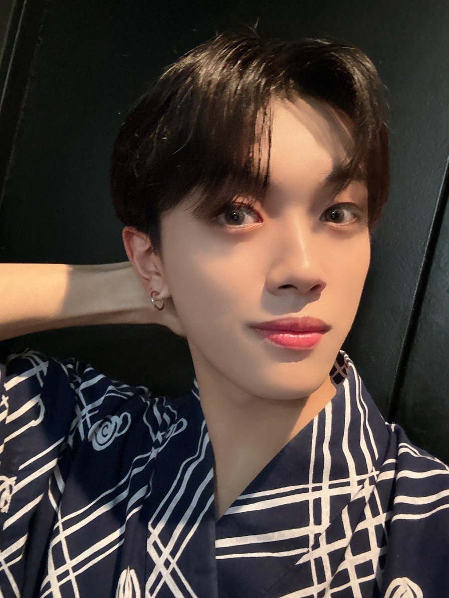 official_DXTEEN's tweet photo. [#平本健]
今日はイベントありがとうございました！！
本当にNICOのみんながあたたかくて嬉しかったです！
DXTEENの浴衣姿どうでしたか？
来られなかった方は僕の浴衣姿を見てください笑💙

#DXTEEN #HIRAMOTOKEN https://t.co/YX7VJEuMbn