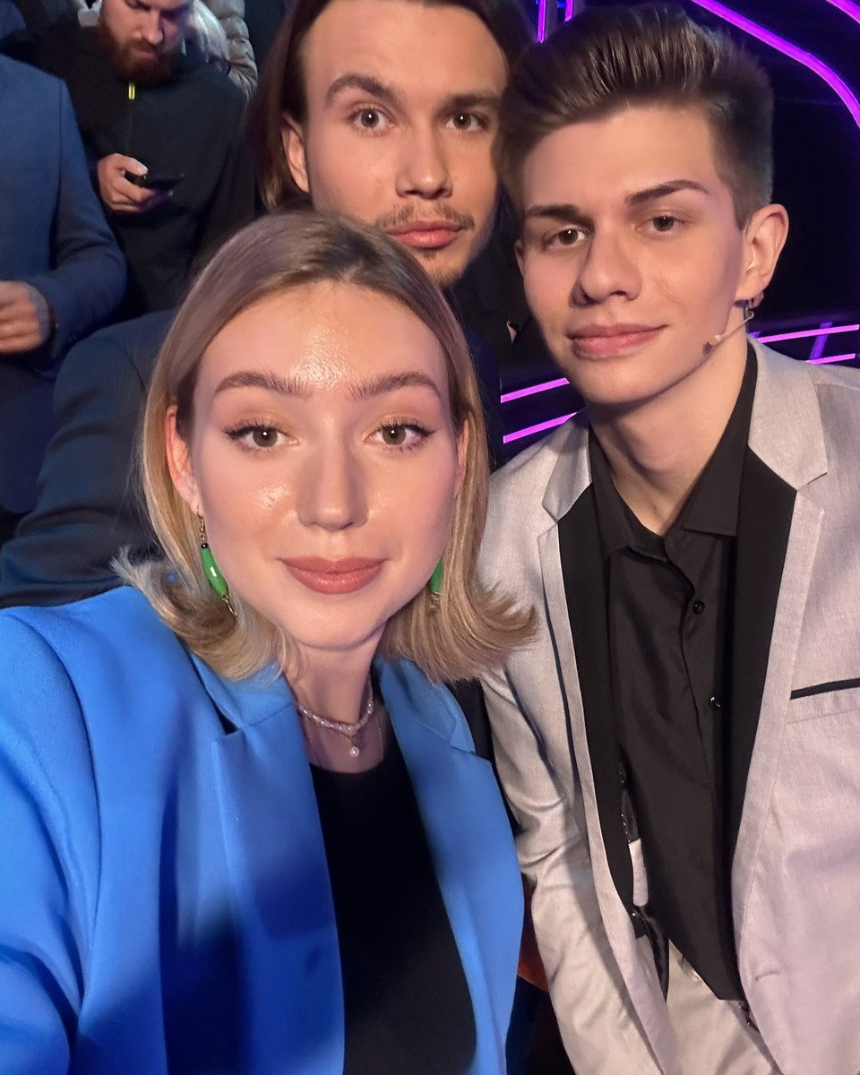 denisivahnenko1's tweet image. 📺 Завтра (суббота, 14.10.2023) в 20:00 по ПЕРВОМУ КАНАЛУ, в передаче «Кто хочет стать миллионером» ❗️ Жду всех в эфире!!! #тв #первыйканал #янатв Смотрим 🙏🏻😃♥️♥️♥️ Будет очень интересно 🎬🫶🏻🎤🔥🔝🧠🎁
⠀
#ГИТИС #soundrama #эстрада #актёры #актёр #певец #модель #блогер