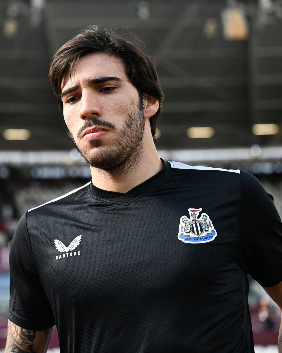 Instant Foot ⚽️ (@lnstantfoot) on Twitter photo Impliqué dans l’affaire des paris illégaux, Sandro Tonali a accepté de se faire suivre pour soigner son addiction au jeu 😱
(<a href="/Corriere/">Corriere della Sera</a>) Impliqué dans l’affaire des paris illégaux, Sandro Tonali a accepté de se faire suivre pour soigner son addiction au jeu 😱
(<a href="/Corriere/">Corriere della Sera</a>)