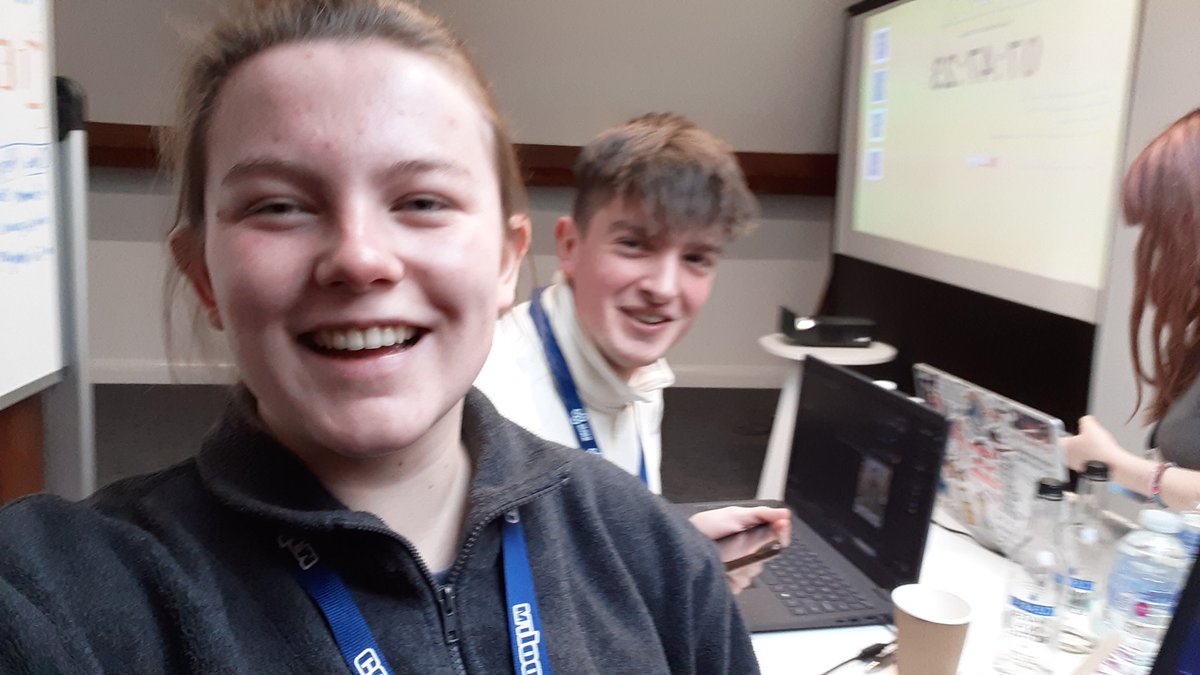 astro_lucybell's tweet photo. Goofin' around at @HackTheHub  #HackTheHub23 https://t.co/vMYgEB7drH