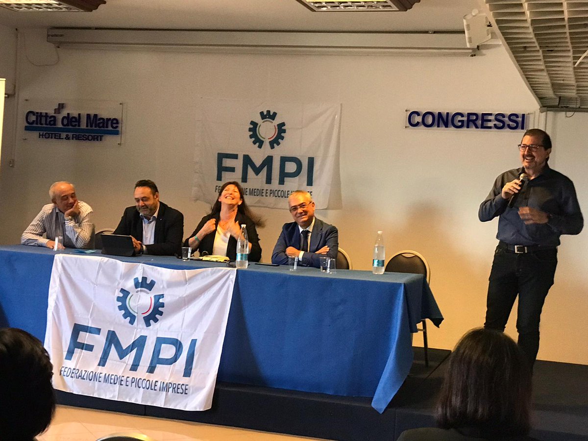 ConfintesaTweet's tweet photo. 👥Assemblea Nazionale di #FMPI, presso #CittàdelMare a Terrasini (#Palermo), dal tema "Diamo voce alle imprese".
#Confintesa presente con il Segretario Generale Francesco #Prudenzano, ed il Presidente nonché Consigliere #CNEL Massimo #Visconti. https://t.co/0f9BTBXNgk