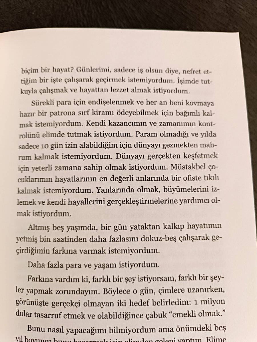 ceyhunkemall's tweet photo. Ayın Kitabı- Parasal Özgürlük 👇

📊"Kendi kazancımın ve zamanımın kontrolünü elimde tutmak istiyordum. Param olmadığı ve yılda sadece 10 gün izin alabildiğim için dünyayı gezmekten mahrum kalmak istemiyordum. " G. Sabatier

#pasifgelir 
#yatırım 
#özgürlük 
#kitap https://t.co/TVae5Opyoh