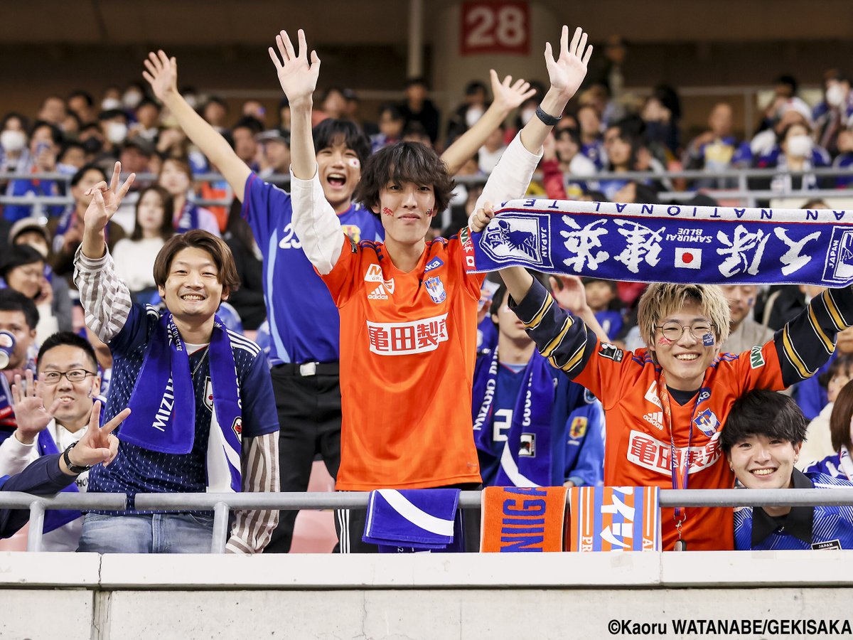 gekisaka's tweet photo. 【写真特集】新潟のデンカSで大きな声援を送った日本サポーター:vol.1(25枚)
https://t.co/nzmDHLqCkJ
#ゲキサカ #daihyo #日本代表 #サッカー日本代表 https://t.co/InQQoMbnpx