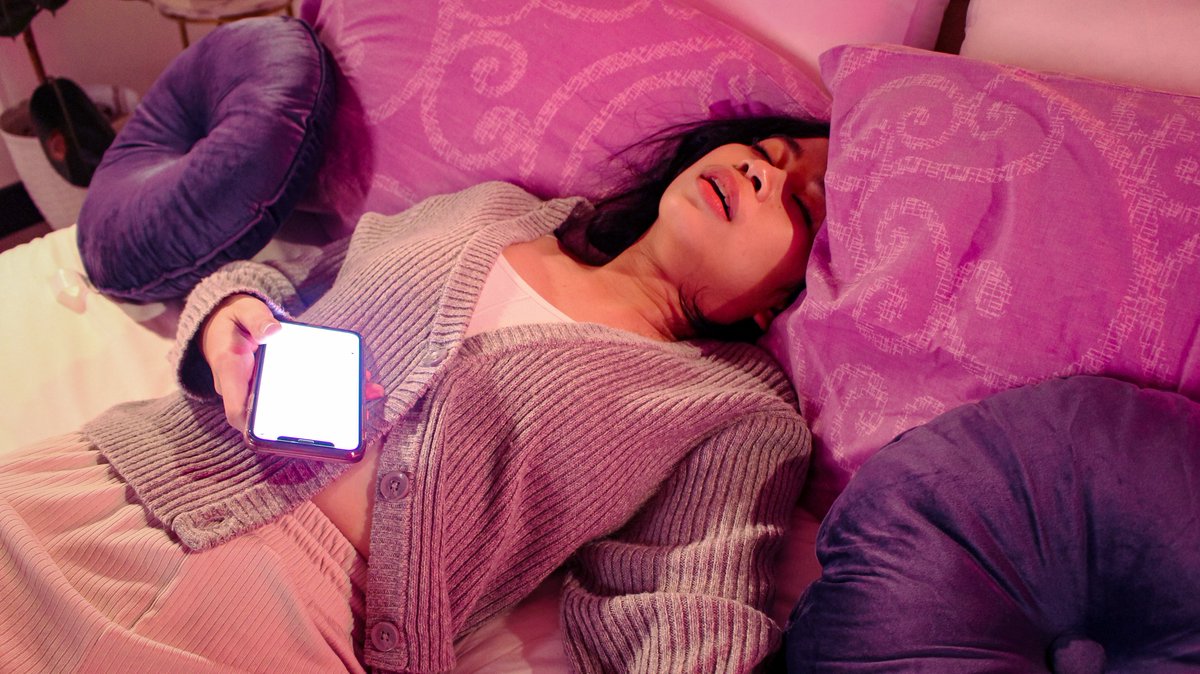 Behind the scenes.
DAMDAMIN. A short film by Jaime Pacena II for <a href="/MADAMmusicph/">MADAM</a>, out now on <a href="/OCRecordsPH/">O/C Records</a>'s YouTube Channel. Cheers.

youtu.be/GX8D4nLaim8?si…