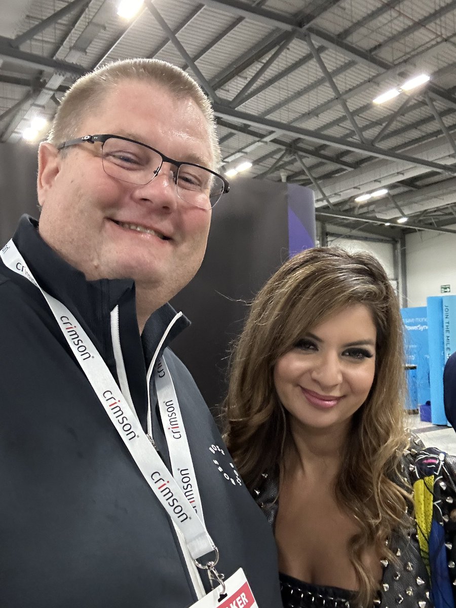 knudsenmortendk's tweet image. Awsome keynote by @donasarkar Chief Troublemaker AI/Co-Pilot, Microsoft 🙌
#SCS2023 #MVPbuzz #Microsoft