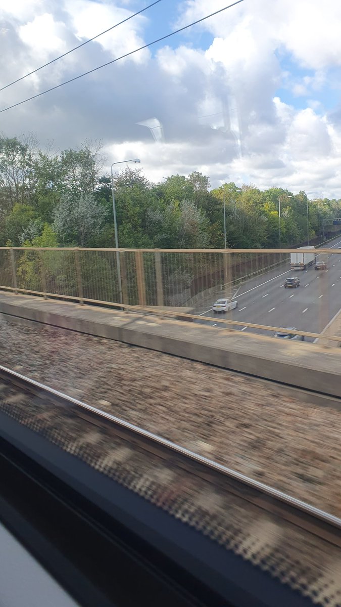 deadlykermit's tweet photo. @Wealdstone_FC on my way via Thameslink to Bromley v the Stones. Selfish passengers were annoyed when I claimed 'their' spare seat which they protected zelously...good. #grumpyoldgit https://t.co/S2h33RiLyK