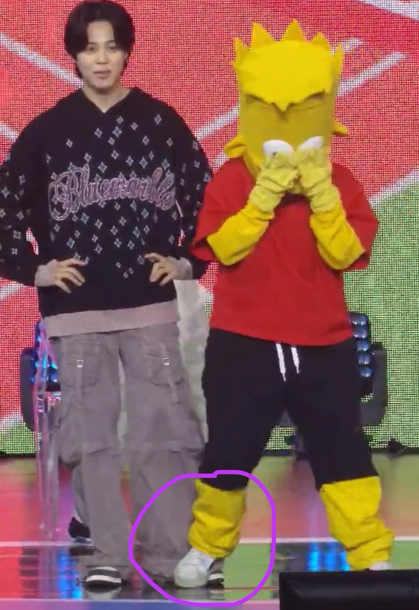 คนที่จะเหยีนบบังทันได้ = อาร์มี่