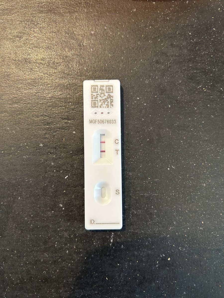 JeremyFarrar's tweet image. No symptoms Monday-Friday this week, sore throat, cough, tired, temperature, aches from Saturday morning. If in close proximity to you during last week assume I was infectious for at least some of last few days.  Hope you are ok.