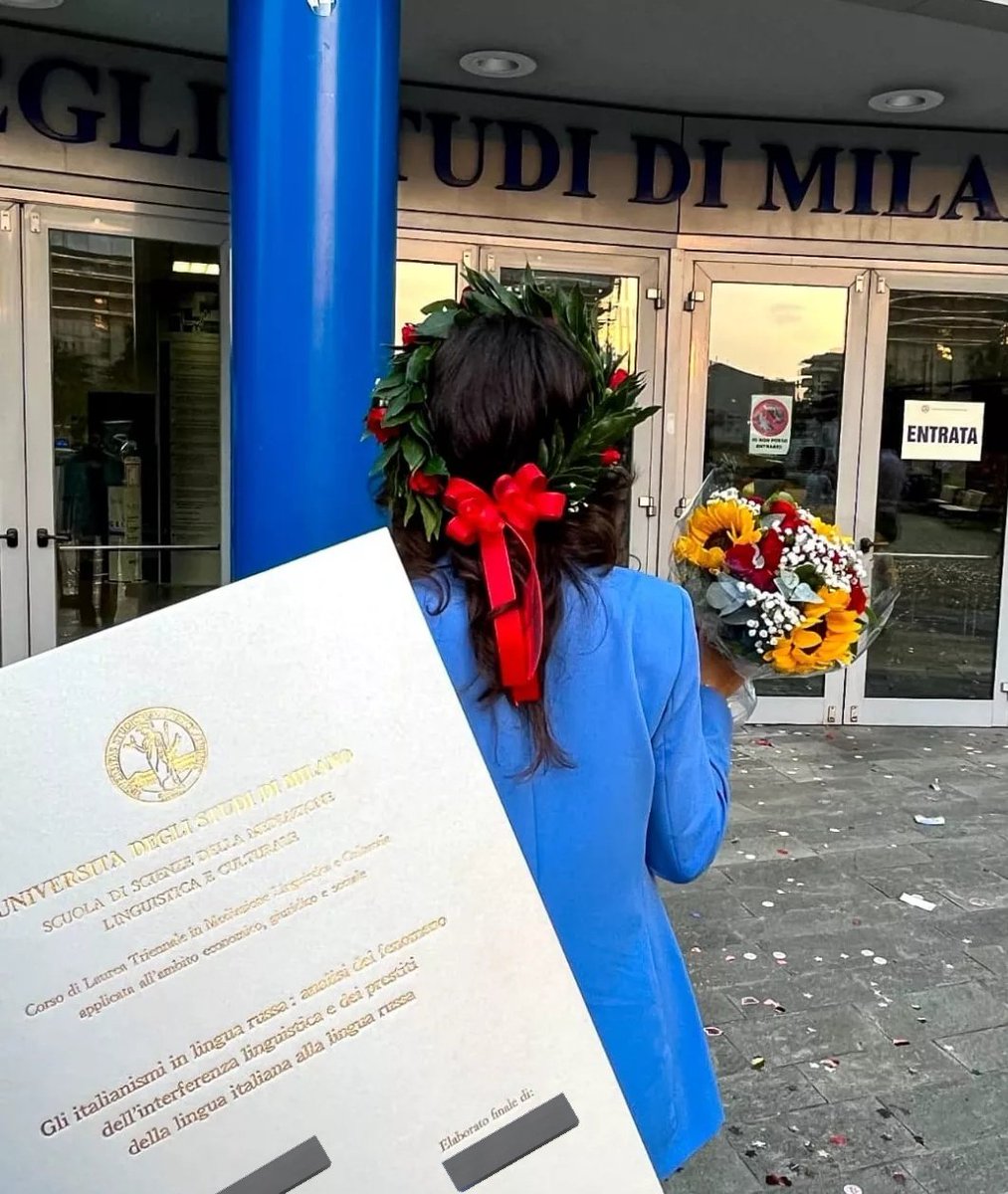 Frevlerdern's tweet photo. Io attiva su Twitter a intermittenza ormai, ma ci tenevo a condividere questo traguardo.
Finalmente dottoressa 🎓❤️ https://t.co/IcrBwO8Fo9