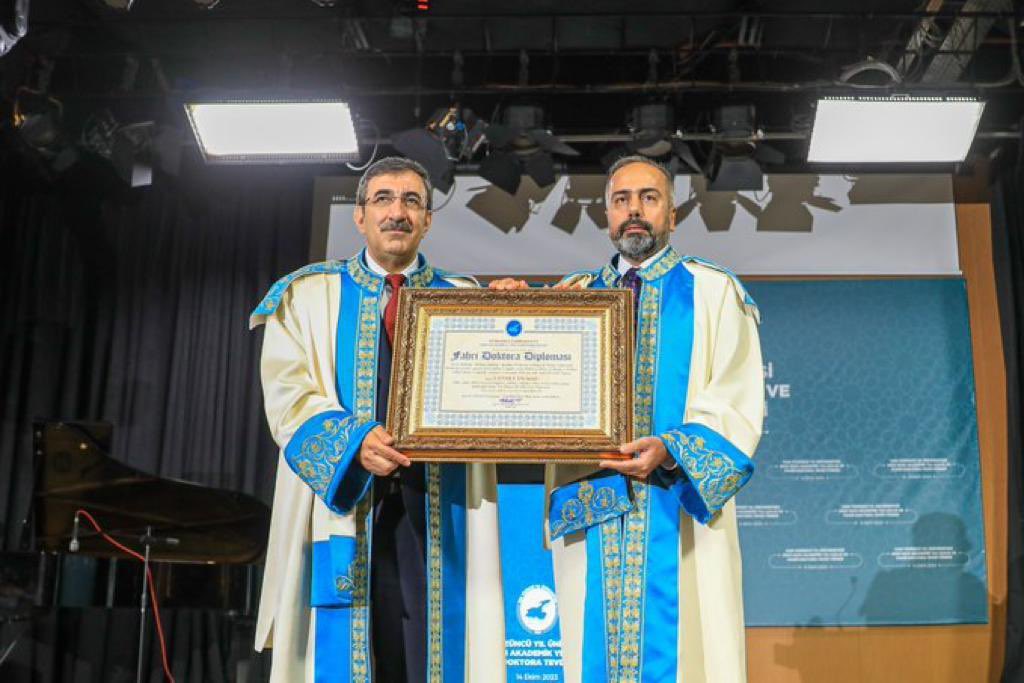 KAYHAN TÜRKMENOĞLU tweet media